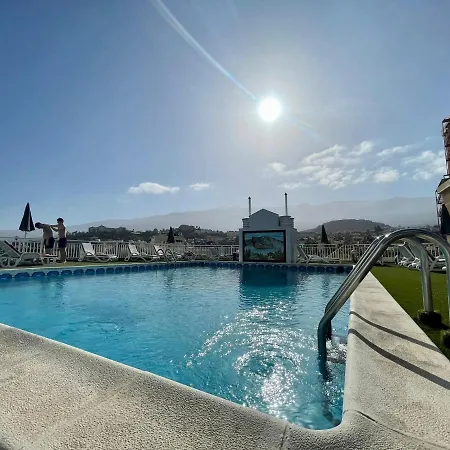 Apartment Reformed Studio, Wifi, Rooftop Pool And Ocean View In Puerto De La Cruz *